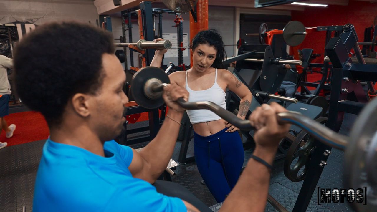 Raven Lane - Sneaky Gym Nookie [HD 720p]
