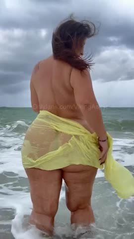 Only Fans 2023 Vikingastryr Look At That Ass Waves [SD 480p]