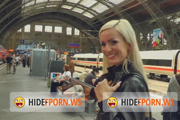 PublicFuck.com - Amy Starr - Public Anal Sex At The Train [HD 720p]