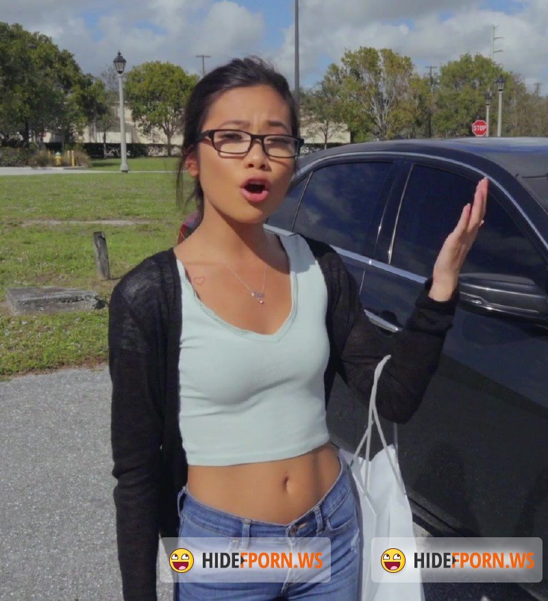 PublicPickUps/Mofos - Vina Sky - A Nerd In Need Gets The D [FullHD 1080p]