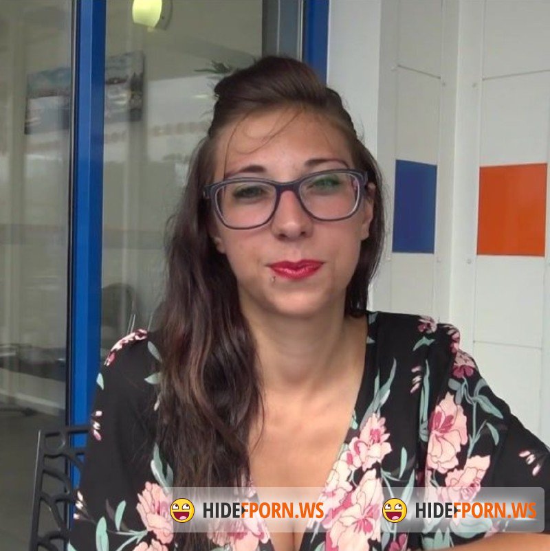 JacquieetMichelTV.net - Angela - Angela, 20ans, et Anna, 18ans, duo de bombes [FullHD 1080p]