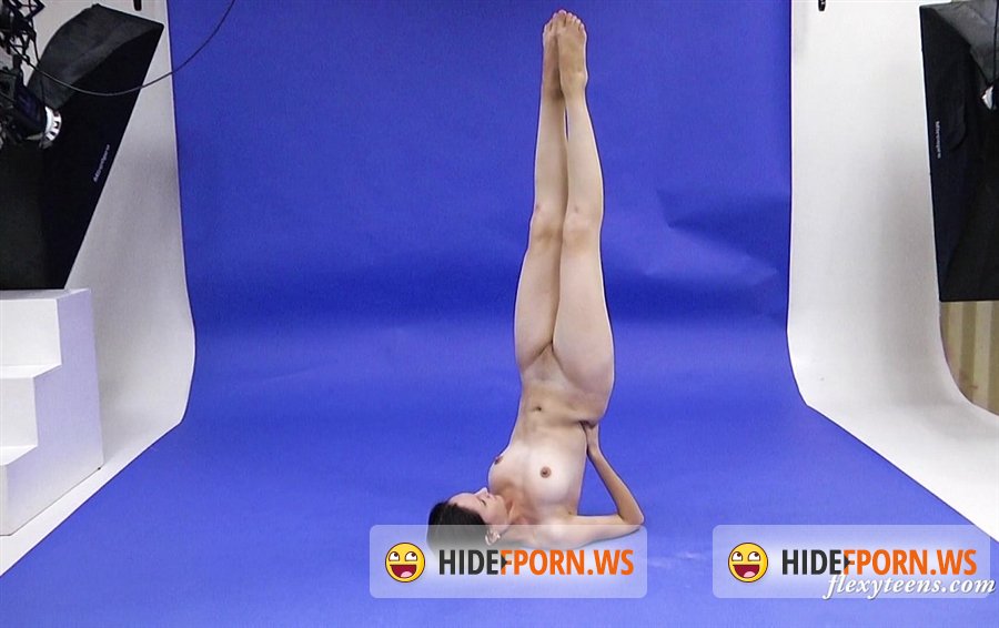 NakedGymnast - Galina Markova - Naked Gymnast 2020-01-02 [2020/FullHD]