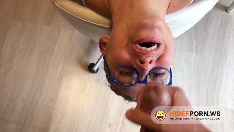 Manyvids.com - owiaks - Polska Parka, Cumshot from Mateo on Yulis Face and Glasses during Work [HD 720p]