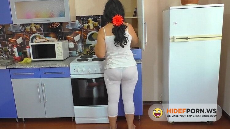 PornHub.com - Pipikys - Stepmom Fucked in the Kitchen in a Huge Ass [FullHD 1080p]