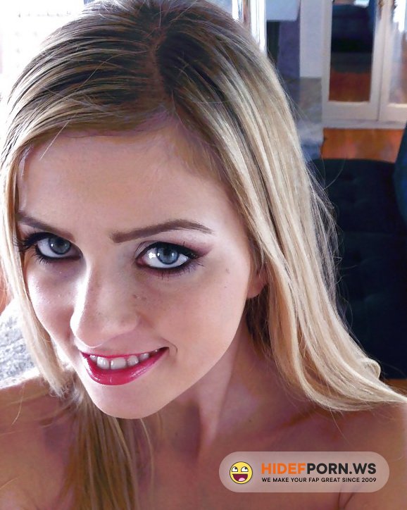 MySexyKittens.com - Abby (aka Abigaile Johnson) - Caught In The Park [SD 480p]