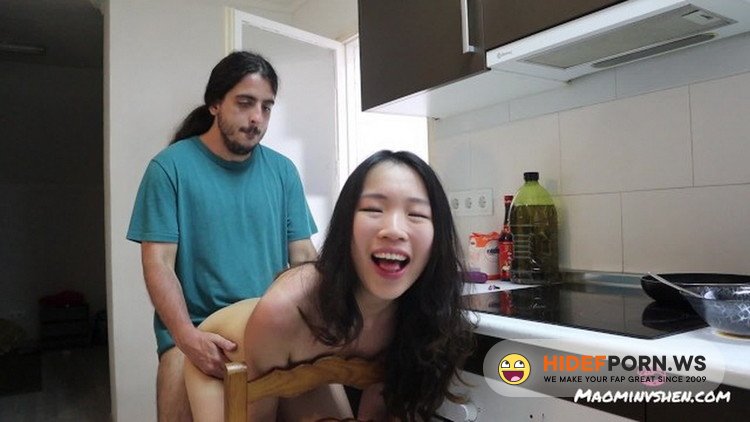 OnlyFans.com - Maominvshen - Fucking doggystyle in the kitchen and cumming on her tits [FullHD 1080p]