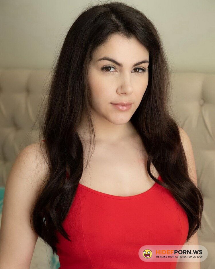 Onlyfans.com - Valentina Nappi | @valentinanappi - Yes Master [FullHD 1080p]