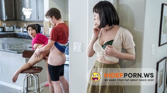 FamilyStrokes - Nicole Aria, Olive Glass - A New Man Of The House [2022/SD]