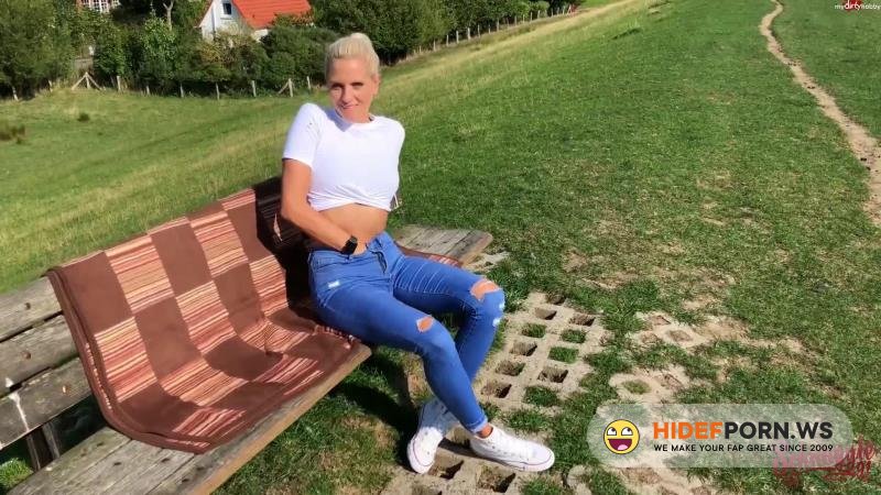 MyDirtyHobby - Schnuggie91 - Public, privat & riskant! Hättest du dich spontan getraut [FullHD 1080p]
