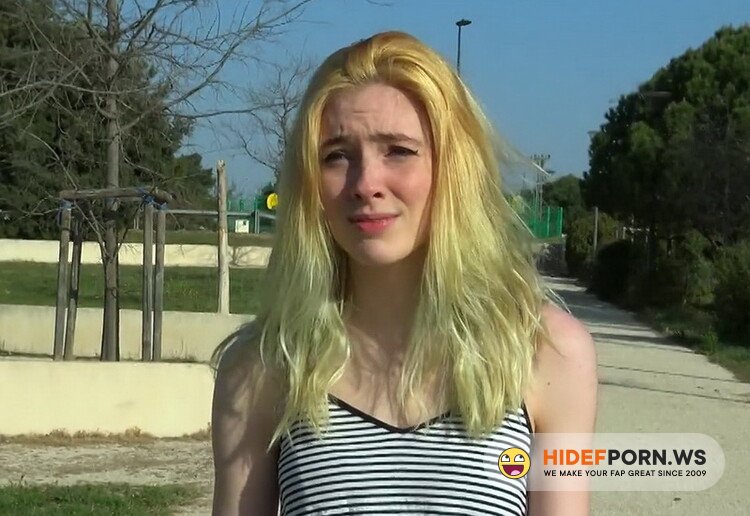 JacquieEtMichelTV.net/Indecentes-Voisines.com - Charlotte - The Incredible Energy Of Charlotte, 19 Years Old [HD 720p]