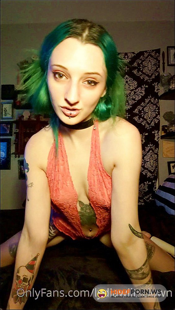 OnlyFans.com - LydiaWiltsClown - 2020-05-15-39804432-Peachy keen 3 I really love fucking in heels and w Video [UltraHD 2K 1920p]