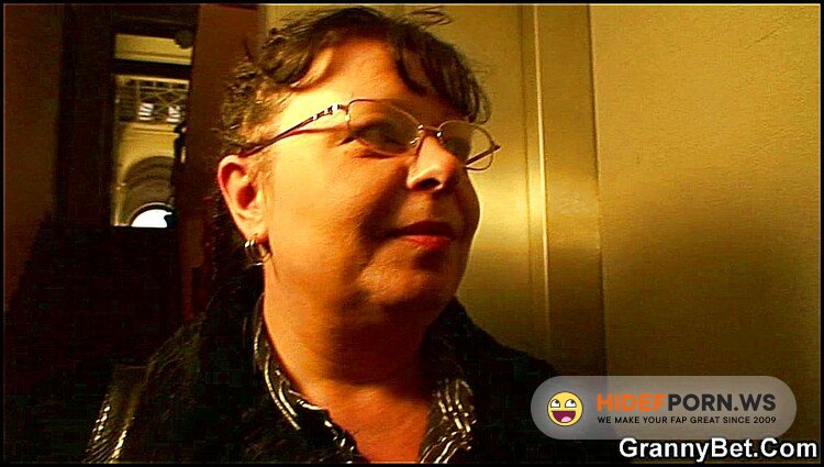 Grannybet.com - Unknown - Banging The Bookworm [FullHD 1080p]