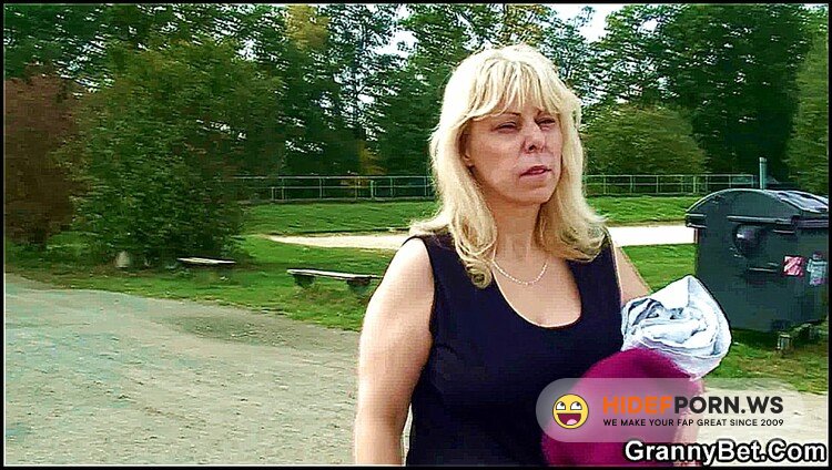 Grannybet.com - Unknown - Done In A Changing Room [FullHD 1080p]