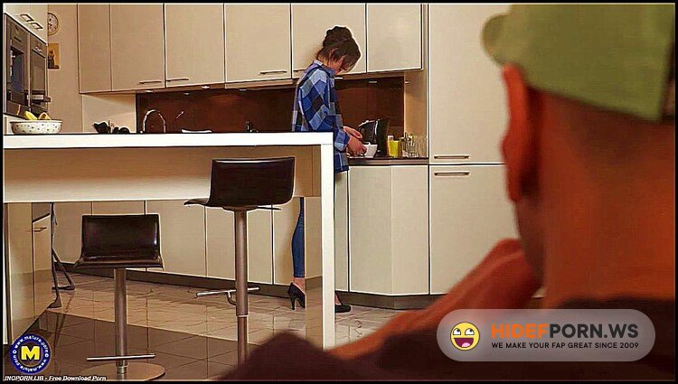 Mature.nl - Barbara (43) - Stepmom Barabara takes it up the ass while her husbands at work [FullHD 1080p]