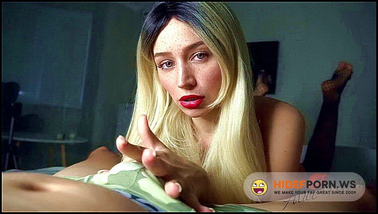 ModelHub.com - Alice Redlips - Young Blonde with Freckles will make you Cum in Seconds [FullHD 1080p]