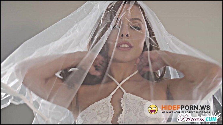 PrincessCum/Nubiles-Porn - Vanna Bardot - Step Sisters Honeymoon [FullHD 1080p]