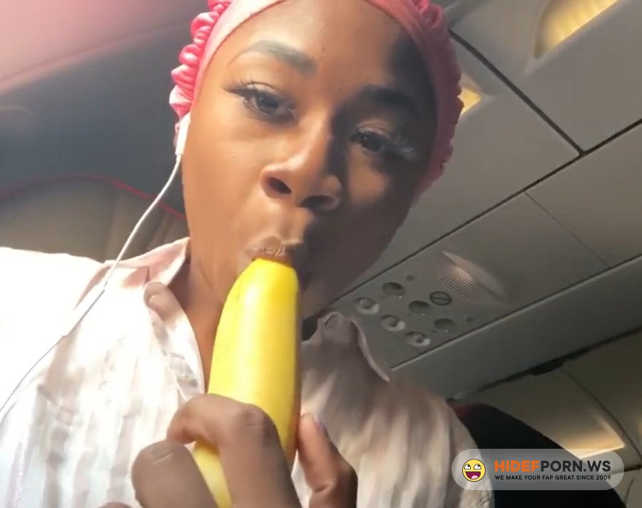 xxxdownload.net - Amateur - Ebony Girl Masturbate In Plane By Banan [HD 720p]