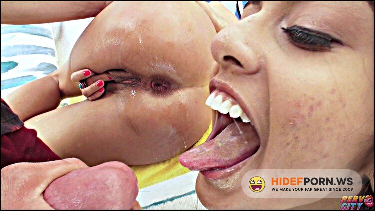 AnalOverdose/Pervcity - Ariella Ferrera, Janice Griffith - MILF Ariella Ferrera Teaches Little Sister Ass to Mouth Resuscitation [FullHD 1080p]