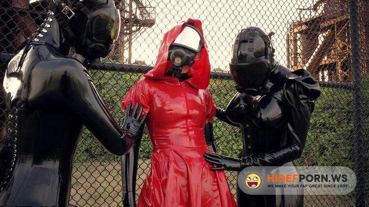 ReflectiveDesire - Latex Girls - A Walk in the Park [FullHD 1080p]