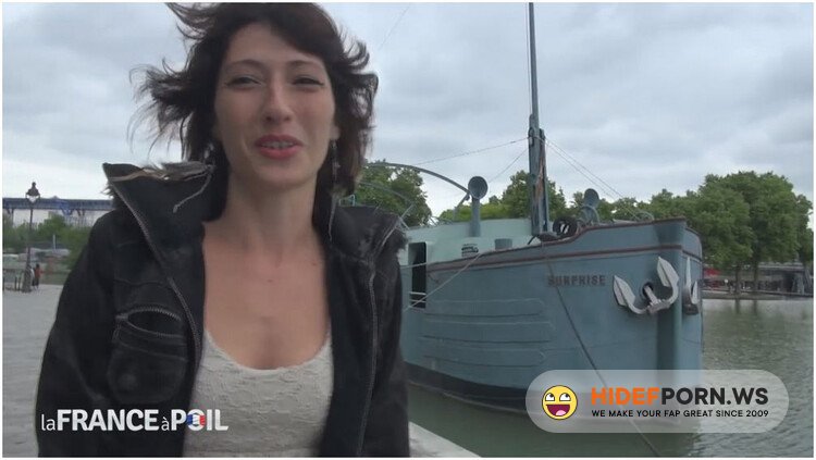 LaFRANCEaPoil - Gabriela Quetzal - Gabriella, charmante provinciale fait un essai a chaud a Paris! [HD 720p]