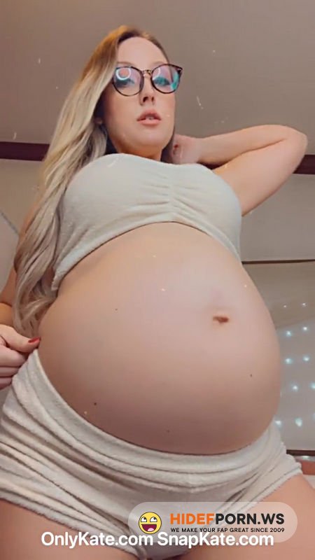 OnlyFans - Kitten Kate - Pregnant Blonde Slut Showing Off Huge Belly Boobs Ass And Pussy On Snapchat Compilation [FullHD 1080p]