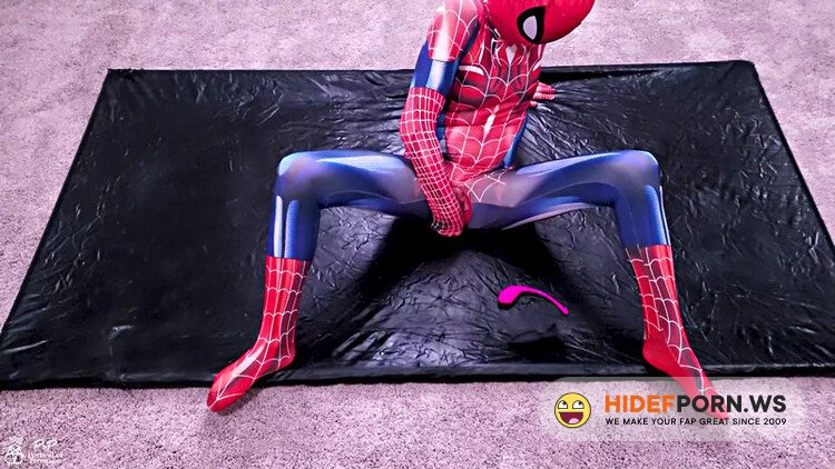 PornHub - PoPerversion - Spider-Girl Plays In A Latex Vacbed - Cosplay Slut Fills Her Holes With Toys & Is Sealed In Bondage [FullHD 1080p]
