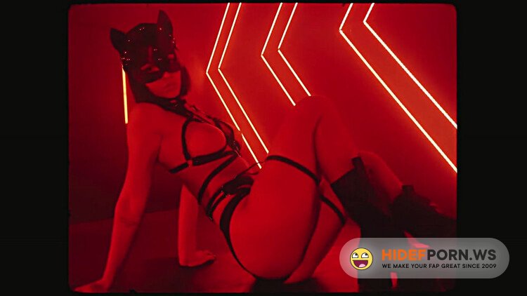 Onlyfans - Rachel Cook Nude Catwoman Cosplay Video Leaked [FullHD 1080p]