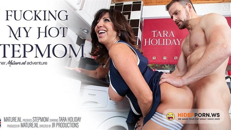 Mature - Billy King - Hot Stepmom With Big Tits Tara Holiday Fucks Her Stepson [2023/FullHD]
