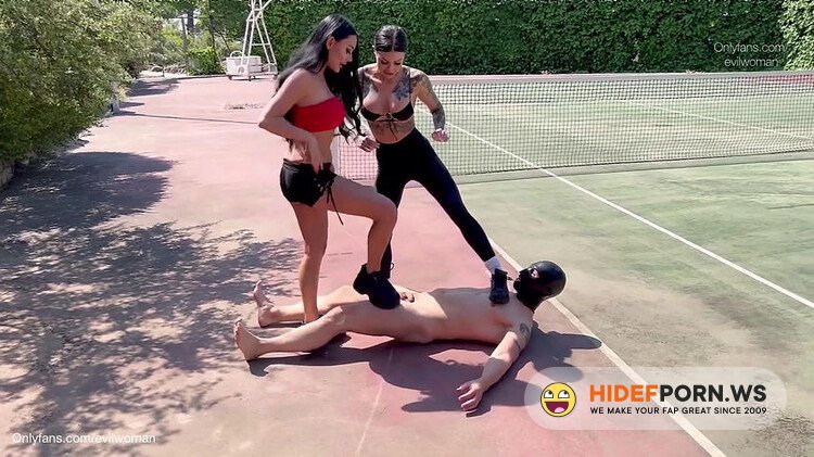 EvilWoman - Evil Woman - Casual Girls Dominating Loser On Tennis Court [HD 1078p]
