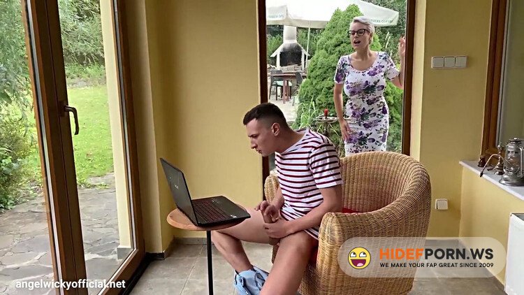 ManyVids - Angel Wicky - Mom And Stepson [FullHD 1080p]