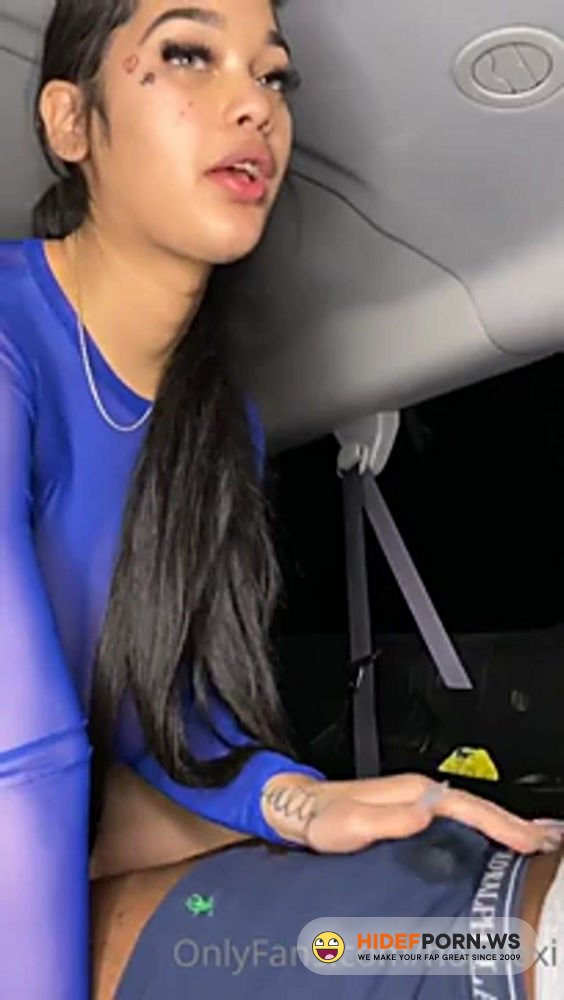 Onlyfans - Hot4lexi Nude Fucking In Car Sextape Porn Video Leaked [SD 360p]