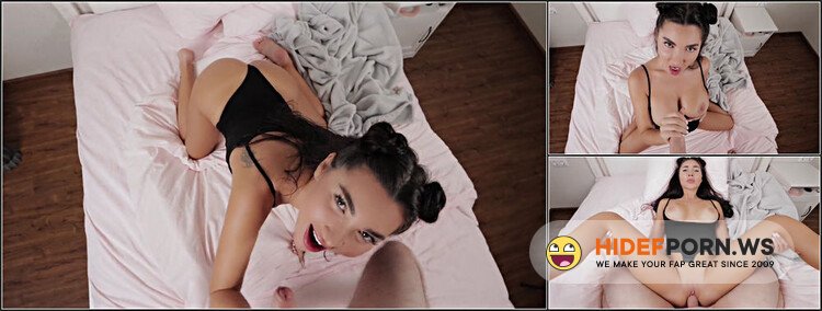 ModelsPorn - Melanie Queen - Sharing a Bed With Best Friend’s Hot Mom - Amateur Homemade [FullHD 1080p]