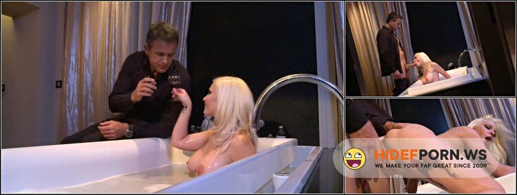 Dorcel - Hard Sex In The Bathroom With Sabrina The Luscious Blond Girl [FullHD 1080p]