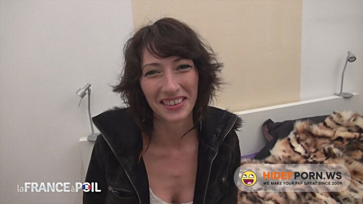 LaFRANCEaPoil - Gabriela Quetzal (Gabriella, charmante provinciale fait un essai a chaud a Paris!) [HD 720p]