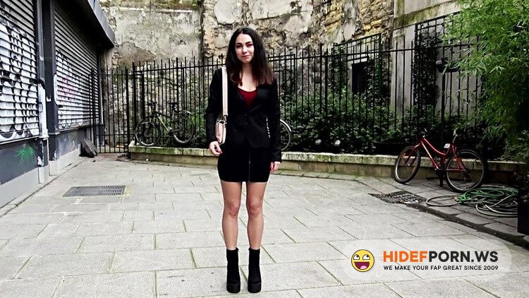 JacquieEtMichelTV.net / Indecentes-Voisines - Ashley (Ashley, 21, student in Italian in Poitiers!) [Full HD 1080p]