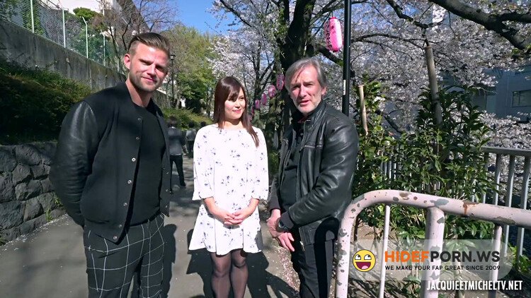 JacquieEtMichelTV - Reika - JM Dans Un Soap-Land A Tokyo ! [FullHD 1080p]