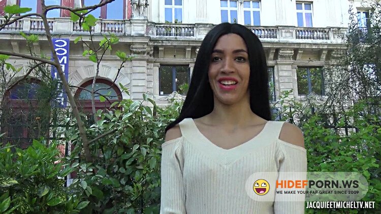 JacquieEtMichelTV - Nadya - Nadya, 22ans, Prend Un Cours De Hard ! [FullHD 1080p]