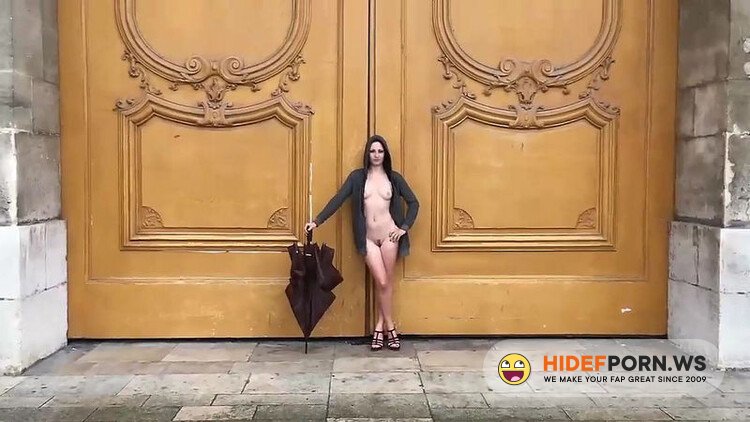 ManyVids.com - Rockinbabe Nude In Public Places All Over The World [HD 720p]