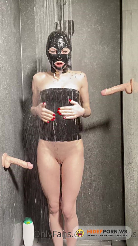 Onlyfans - Litlle Doris - I Found An Old Shower Video I Totally Forgot That I Put The Handcuffs On The Shower Haha Xd [UltraHD 2K 1920p]