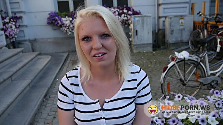 VurigVlaanderen/MeidenVanHolland - Ankes Eerste Sexfilm [HD 720p]