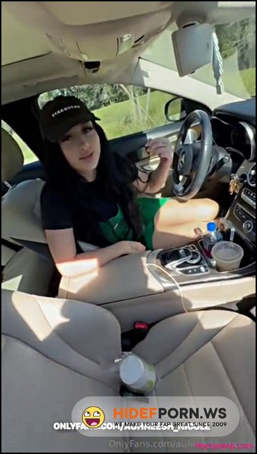 Onlyfans - Auhneesh Nicole Starbucks Barista Likes Deep BBC [HD 720p]