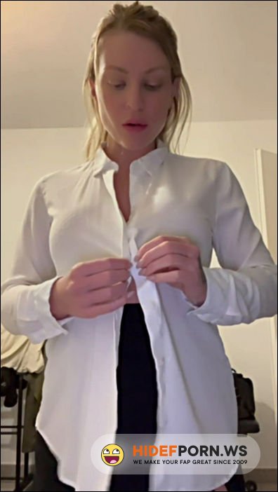 Onlyfans - Margot Dulac 19 - Secretaire Coquine Pour La Saint Valentin [UltraHD 2K 1920p]