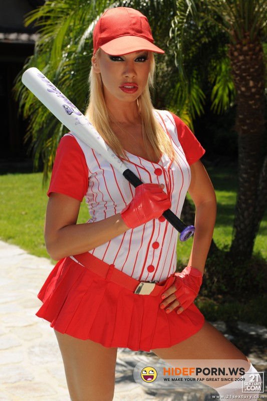 ClubSandy.com/21sextury.com - Sandy Baseball Fan [FullHD 1080p]