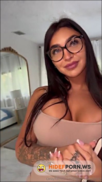 Onlyfans - Emily Rinaudo - Homemade BG Sextape With Multiple Cumshots – [FullHD 1080p]