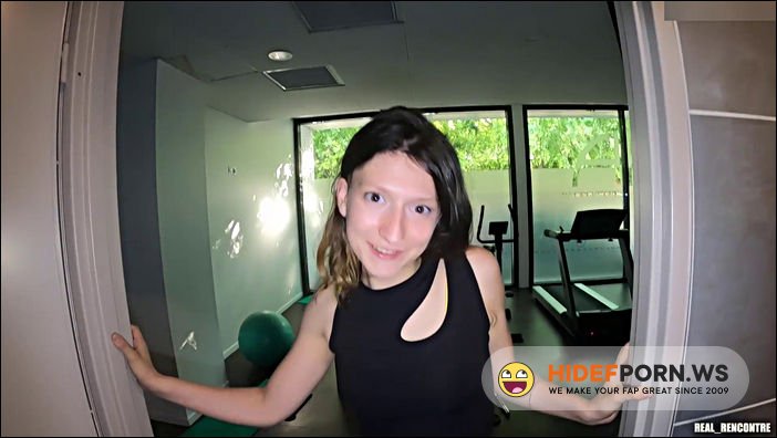 Manyvids - Real Rencontre - Melany Furie - Jogger Wants MORE Anal Sex In The Sauna [FullHD 1080p]