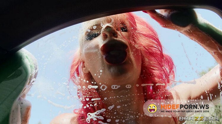 BigButtsLikeItBig.com/Brazzers.com - Anal After The Car Wash  : Phoenix Marie [FullHD 1080p]