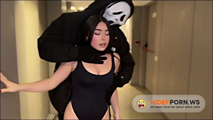 PornHub - Halloween Trick Or Treat, Scream Haunts Me And He Fucks Me In The Best Way, He Cums In My Mouth [FullHD 1080p]