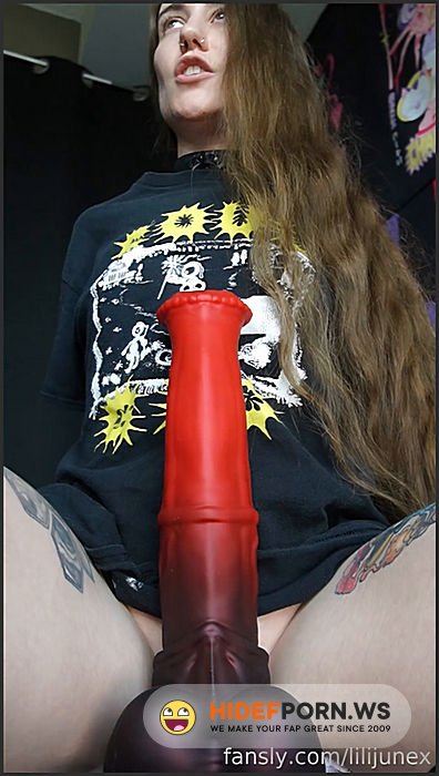 Onlyfans - Lilijunex - 24.11.06 - Taking My 12 Horse Cock Medicine With XXL Conola [SD 1920p] - 2025