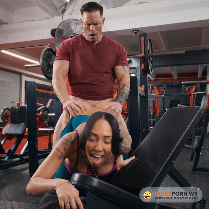 BrazzersExxtra.com/Brazzers.com - Kona Jade : Squirt The Sweat Away [FullHD 1080p]