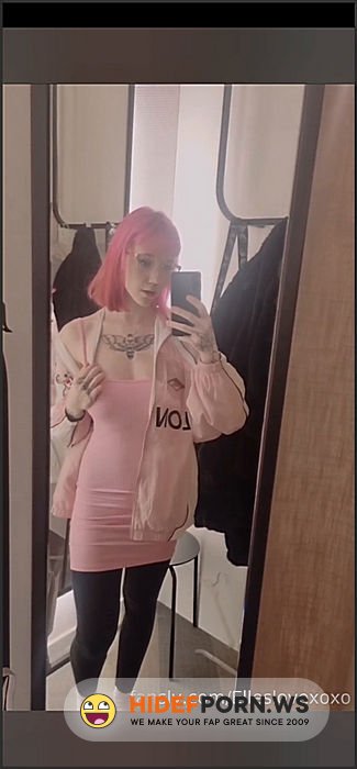 Onlyfans - Elles @elleslovexoxo - Public Changing Room Masturbation [SD 2340p] - 2025